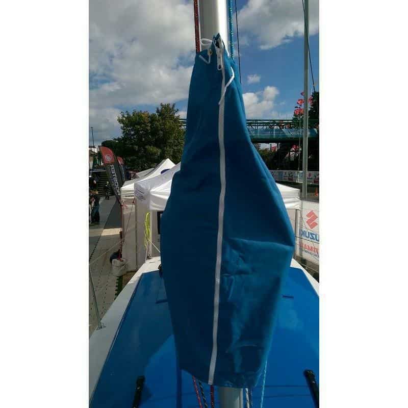Boatworld Boom Mainsail Cover 9-10 ft - Image 2