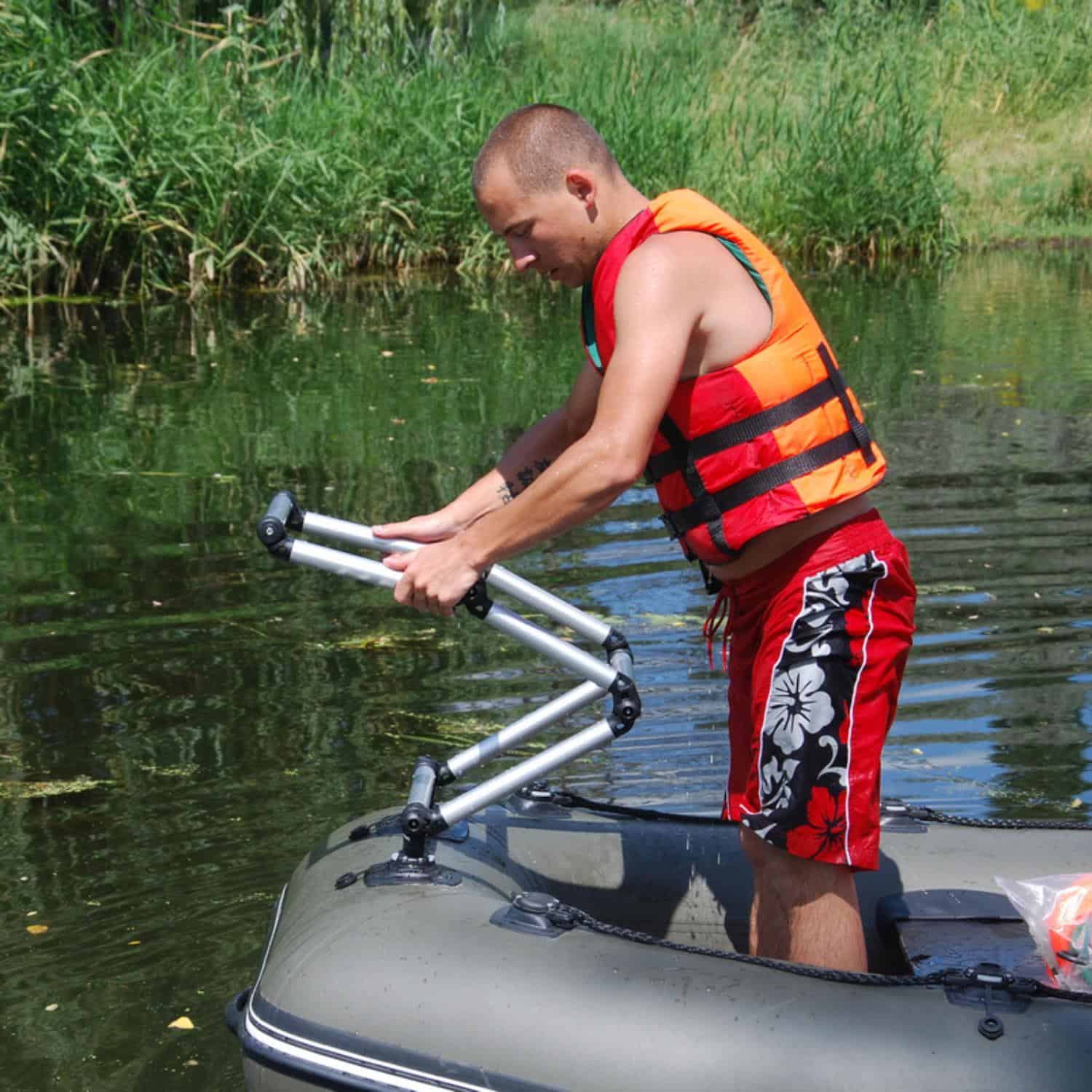 Borika FASTen Folding Aluminium Ladder - Image 5