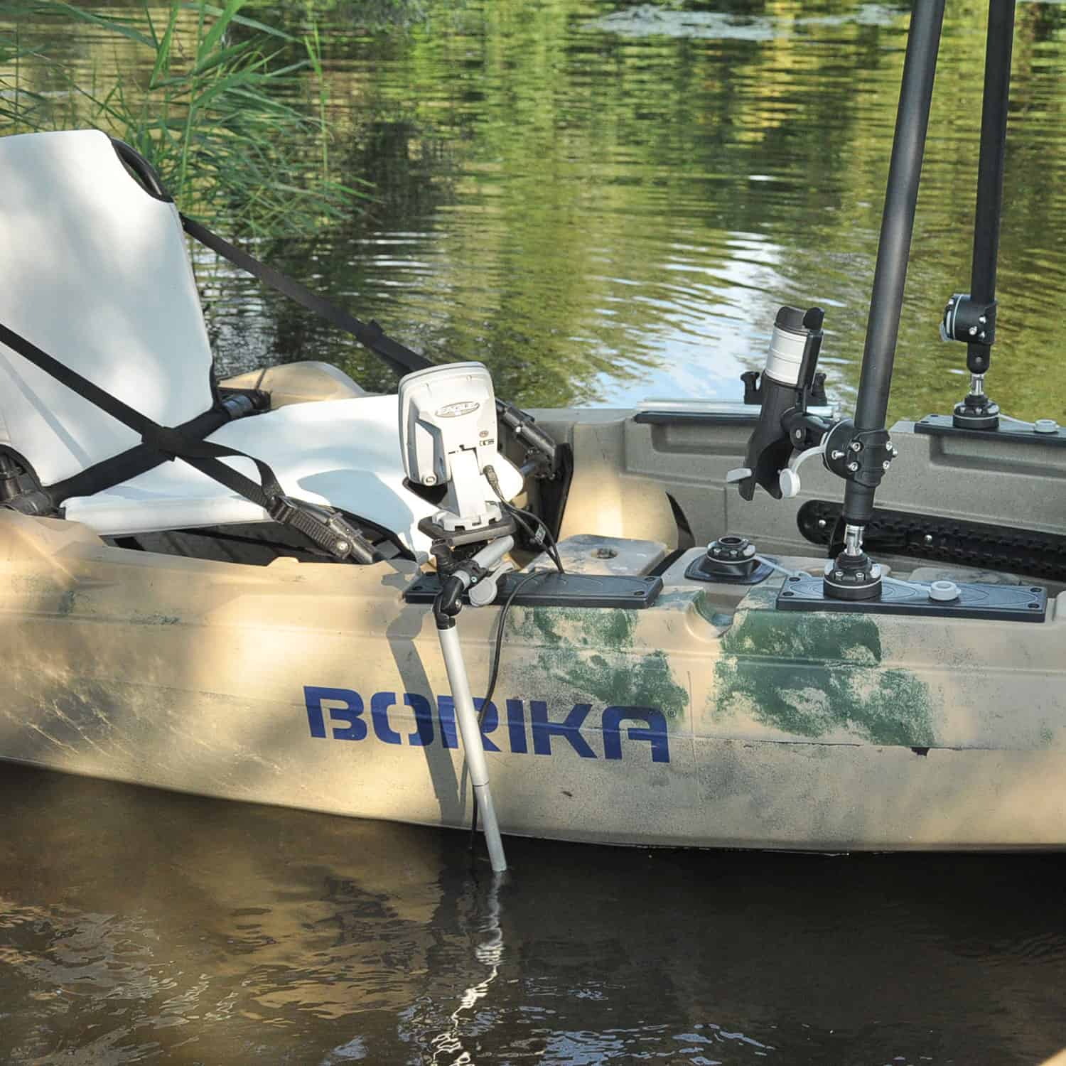 Borika FASTen Mounting Kit for Fishfinder with 7-9" Screen and Transducer Holder - Image 8