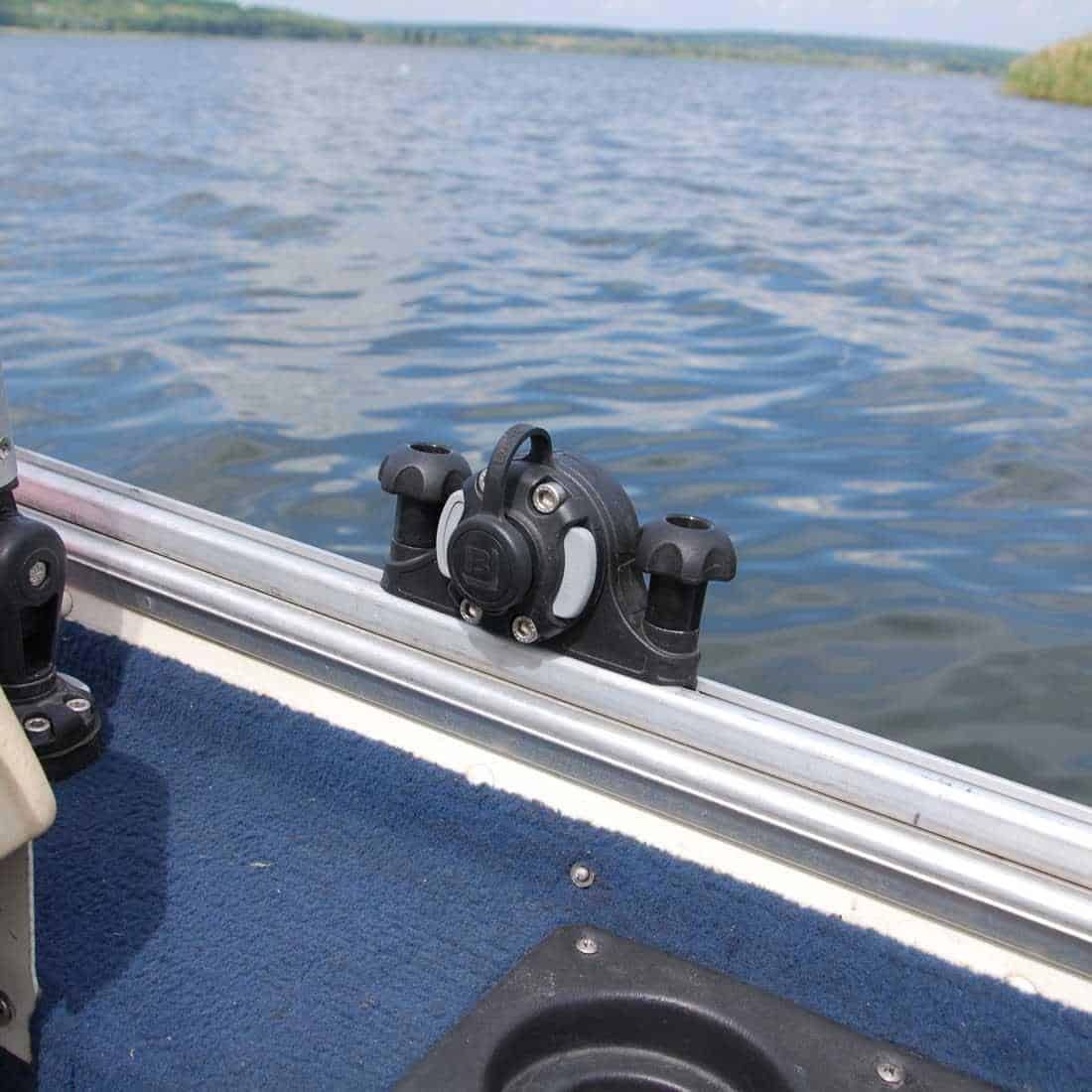 Borika FASTen Vertical Installation Mount for T-Track System - Image 9