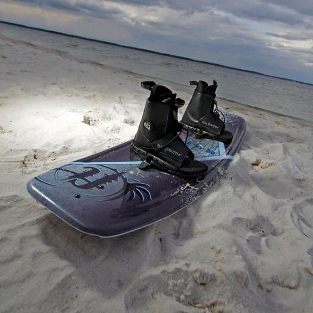 Full Throttle Aqua Extreme Wakeboard Package with Lace-up Bindings - Image 2