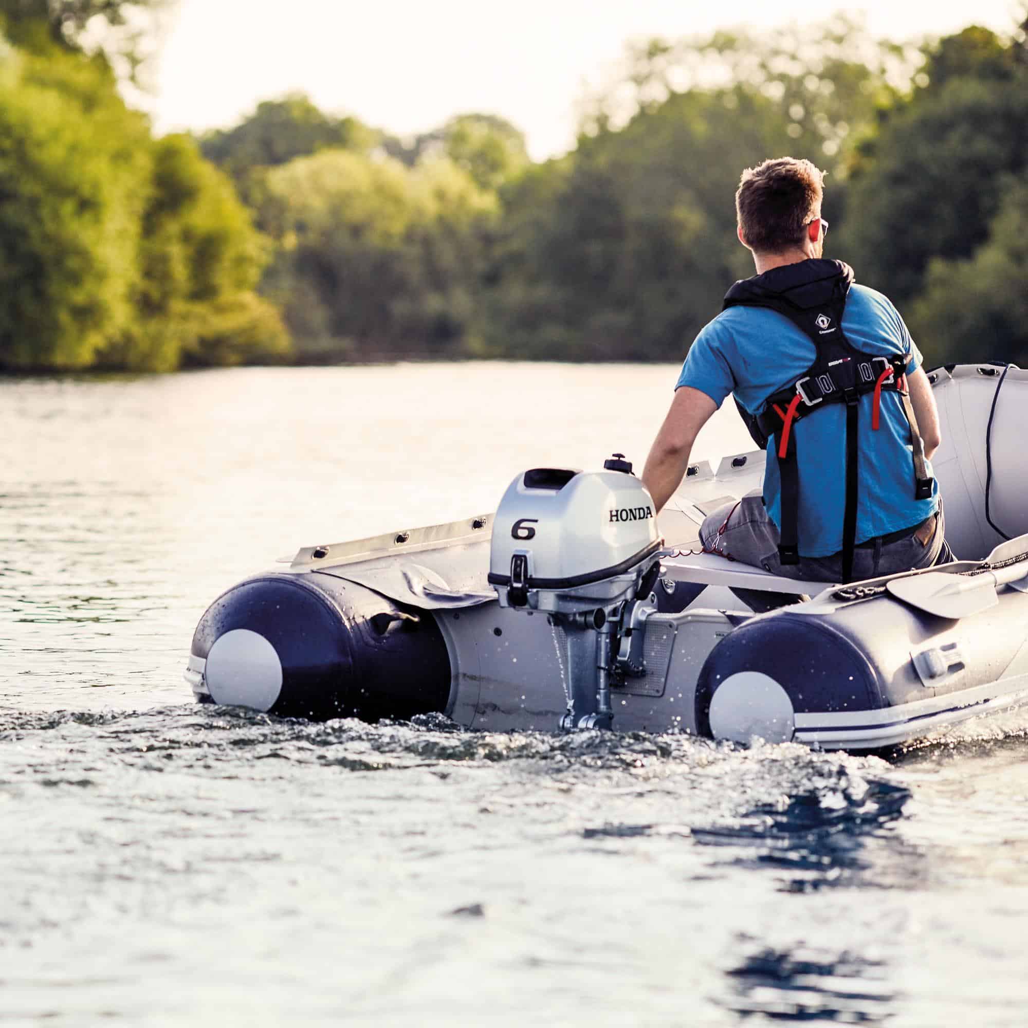 Honda 6hp 4-Stroke Short Shaft Outboard Engine - Image 4