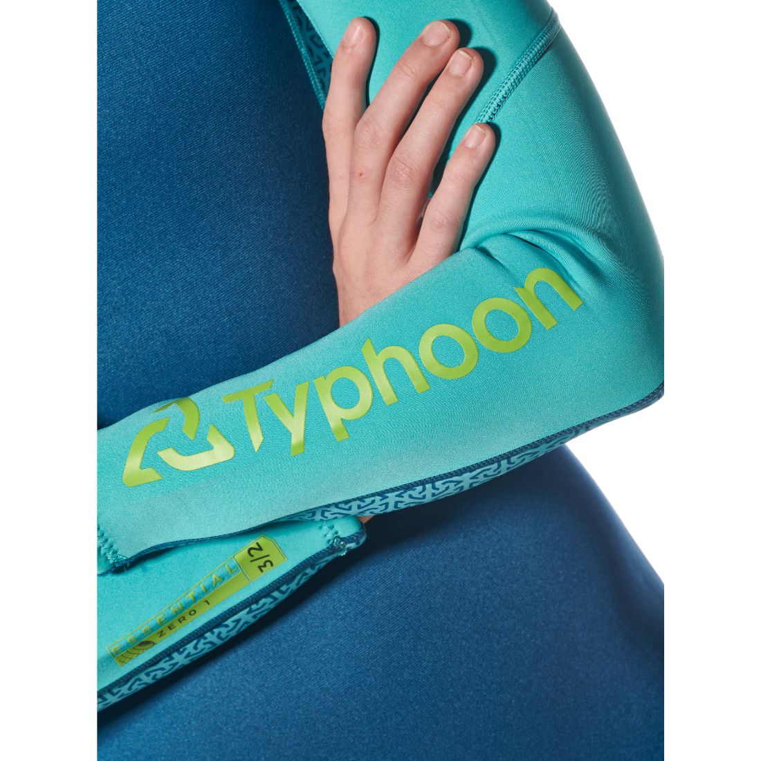 Typhoon Kid's Essential 3/2mm Full Wetsuit BZ Azure/Ocean - Image 4